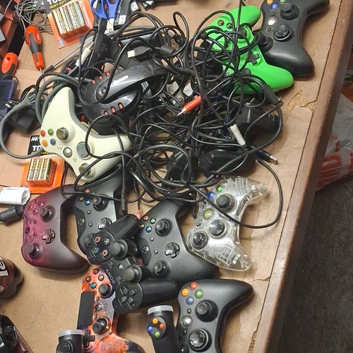 Job lot controllers - job, xbox